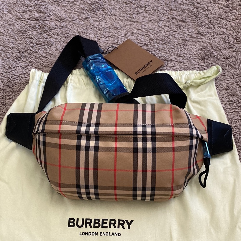 BRAND NEW Burberry Sonny Vintage Check Belt Bag - Picture 4 of 10